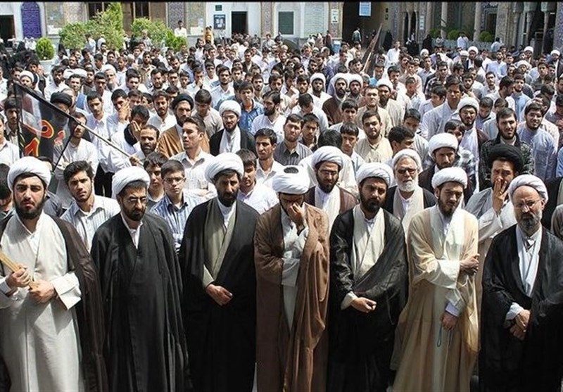 اجتماع ائمه جماعات مساجد و طلّاب حوزه‌های علمیه تهران