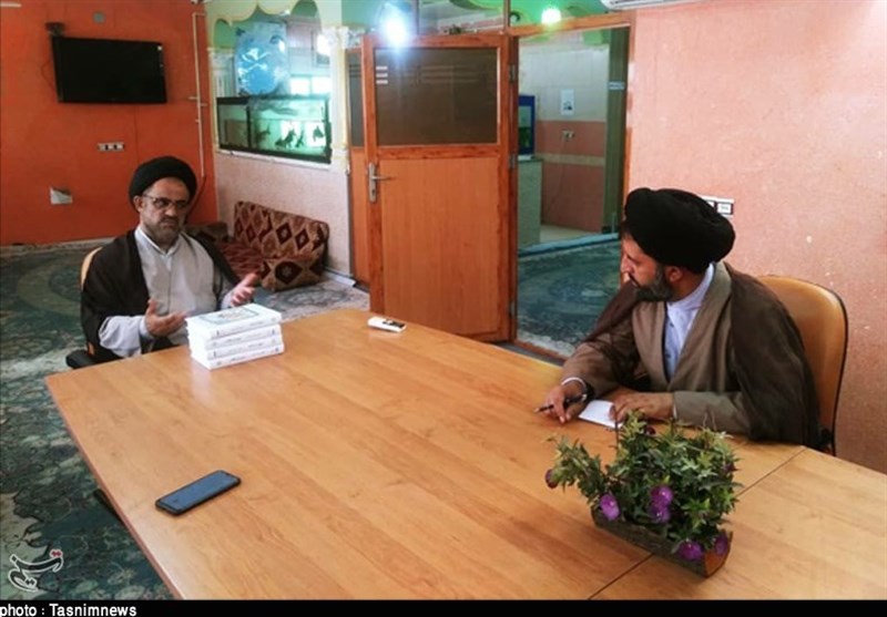 بازدید مسئول نمایندگی ولی‌فقیه در گروه توپخانه 64 الحدید از دفتر تسنیم خوزستان + تصویر