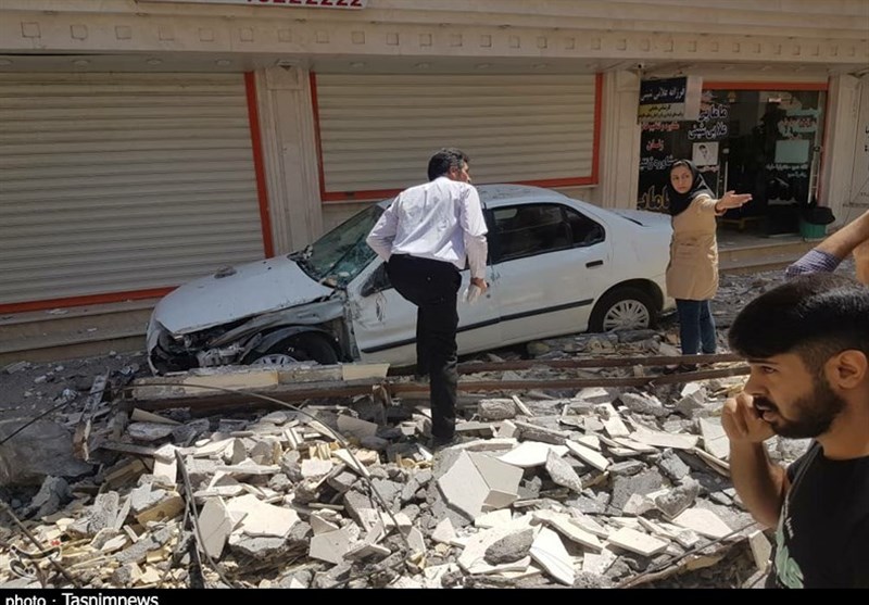 5 تیم هلال‌احمر به روستاهای دورافتاده زلزله‌زده مسجد‌سلیمان اعزام شدند