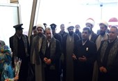 کاروان خدام حرم مطهر رضوی در فرودگاه بوشهر مورد استقبال قرار گرفتند
