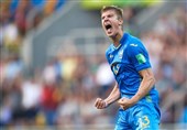 فوتبال جهان| بازیکن تیم ملی اوکراین: چرا اگر از مرز روسیه عبور کنم، تبدیل به یک خائن می‌شوم؟!