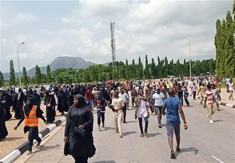 نیجیریا..استشهاد العشرات إثر إطلاق الأمن النار على مسیرات عاشورائیة+صور