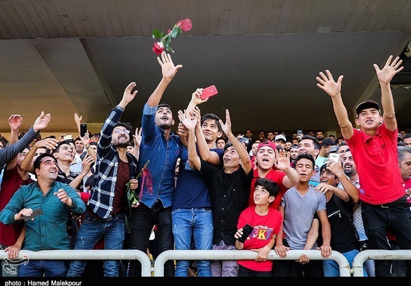 باشگاه پرسپولیس: هواداران از حضور در ورزشگاه محروم نیستند
