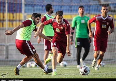 چرا باشگاه پرسپولیس 2 بازیکن خود را به ماشینسازی فرستاد؟
