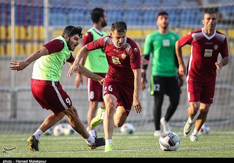 حسین‌پور: تمرکزمان روی بازی با سایپاست نه دربی/ هیچ بازی برای ما تشریفاتی نیست