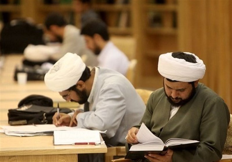 یزد| طلاب نباید برای ورود به عرصه پژوهش و تبلیغ واهمه‌ای داشته باشند