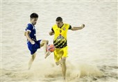 جدال تیم‌های اول و دوم لیگ برتر فوتبال ساحلی در بوشهر