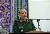 فرمانده سپاه صاحب الزمان (عج) اصفهان: سپاه انقلاب اسلامی را بیمه میکند
