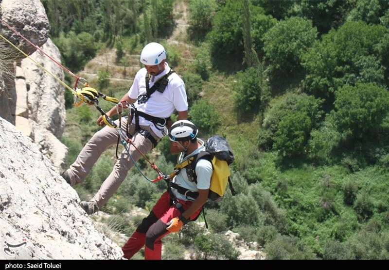 دوره آموزشی نجات در کوهستان جمعیت هلال احمر خراسان شمالی به روایت تصاویر