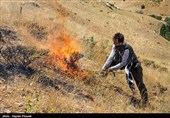 آتش‌سوزی گسترده در مراتع گلدره‌ فرخشهر شهرکرد