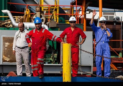 3rd Platform Held in Place in Iran’s South Pars Phase 14