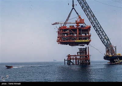 3rd Platform Held in Place in Iran’s South Pars Phase 14