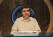 جامعه باید به جای الگوگیری از نفاق مسئول ریاکار، با او مقابله کند