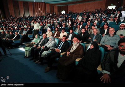 اختتامیه هفدهمین دوره جشنواره بین‌المللی امام رضا(ع) در برج سپید مشهد 