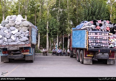 کشف محموله بزرگ پارچه و پوشاک قاچاق