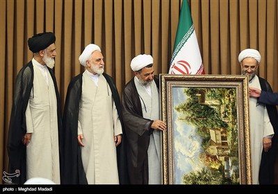 تقدیر از حجت الاسلام احمدی میانجی رئیس قدیم مرکز امور شوراهای حل اختلاف کشور