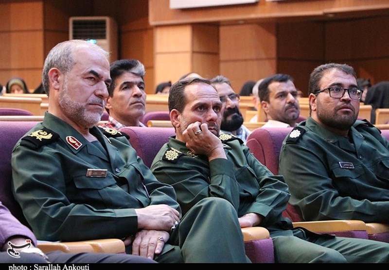 همایش استانی گفتمان‌سازی بیانیه گام دوم انقلاب در کرمان به روایت تصویر