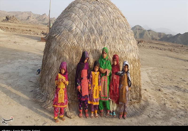 روایتی از «فرامحرومیت» در مرکز بلوچستان/ حکایت مشکلات صدها کپرنشین که «به باد خدا زنده‌اند»+ فیلم