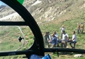سقوط 2 ‌کوهنورد خرم‌آبادی در ارتفاعات کل جنو / نجات کوهنوردان توسط بالگرد اورژانس هوایی لرستان