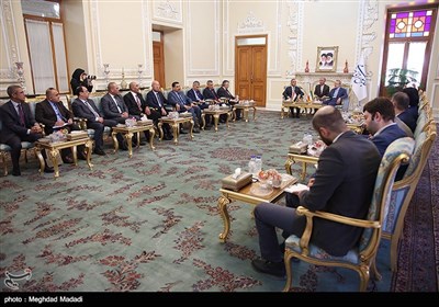 دیدار رئیس شورای عالی قضائی عراق با لاریجانی