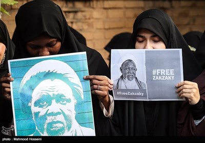 تہران: نائجیریا کے سفارتخانہ کے سامنے سینکڑوں طلباء کا مظاہرہ شیخ زکزاکی کی فوری رہائی کا مطالبہ