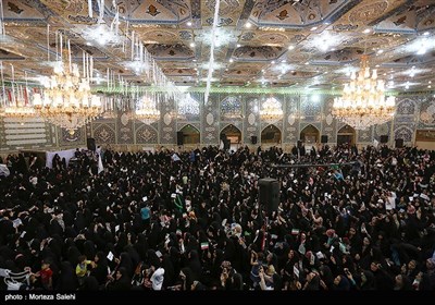 پس از برگزاری اجتماع دختران انقلاب در تهران که توسط گروه مردمی آمرین به معروف صراط در ورزشگاه شیرودی برگزار شد و با استقبال گسترده دختران و زنان ایرانی روبرو شد؛ این بار این اجتماع پنجشنبه این هفته در اصفهان برگزار شد.