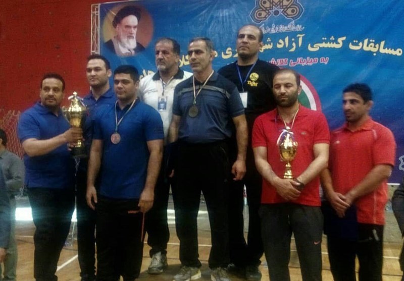 کرمانشاه، قهرمان دهمین دوره کشتی آزاد کلانشهرهای کشور شد
