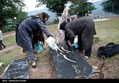 مردم مازندران روز 26 عید ماه طبری را که برابر 28 تیرماه است، روز مردگان می دانند و هر سال در این روز،در مناطق روستایی استان مراسم ویژه ای بر پا می‌شود.