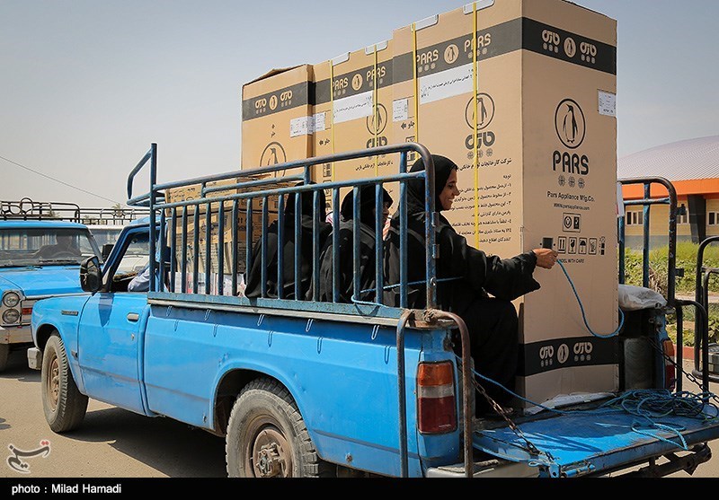 گلستان| 320 بسته لوازم خانگی در مناطق سیل‌زده گمیشان توزیع شد