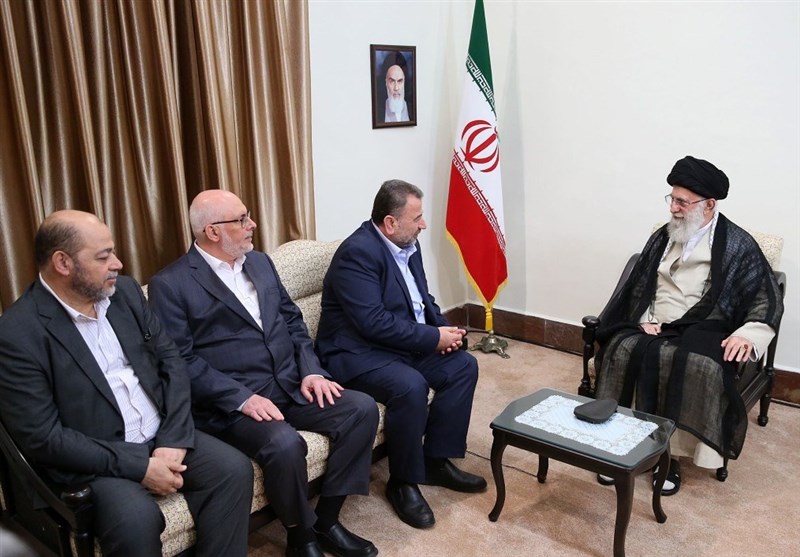 نایب رئیس دفتر سیاسی حماس با امام خامنه‌ای دیدار کرد