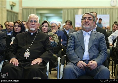 حضور عبدالرضا رحمانی فضلی وزیرکشور در همایش تحریم در تقابل با صلح جهانی از نگاه ادیان