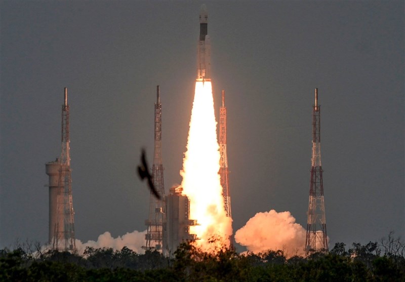 India Launches Historic Bid to Put Spacecraft on Moon