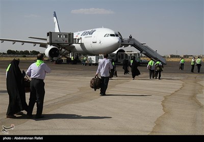 اعزام اولین گروه حجاج بیت الله الحرام از فرودگاه همدان