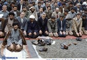 گزارش: 40 سال نمازجمعه تهران؛ از حضور هیئت آمریکایی تا 14 شهید جمعه آخرِ سال