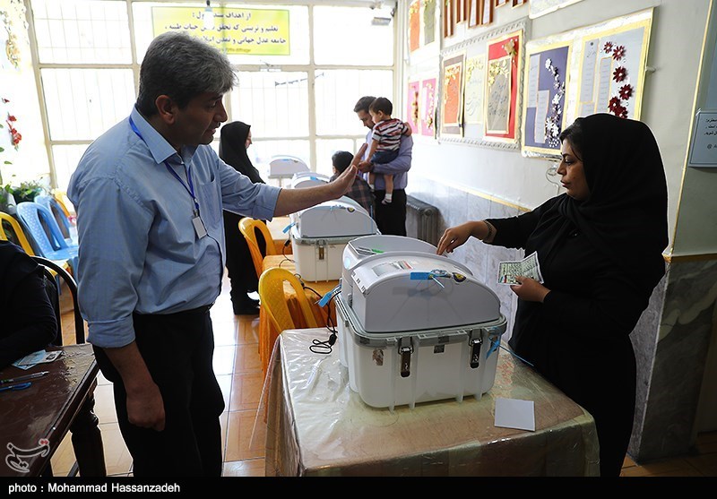 دلیل &quot;ذوق‌مرگی&quot; اصلاح‌طلبان از مشارکت 500 هزار نفری تهران در انتخابات شورایاری‌ها چیست؟!