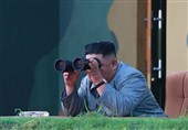 شادی رهبر کره شمالی حین آزمایش موشکی+فیلم و عکس