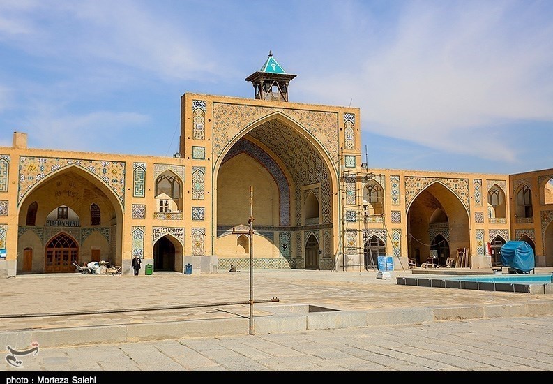 Hakim Mosque: One of The Oldest Mosques in Isfahan