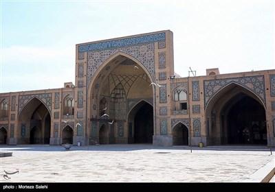 ایران کے شہر اصفہان کی تاریخی مسجد کی تصویری جھلکیاں