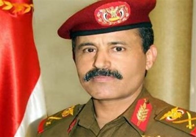  وزیر دفاع یمن: ائتلاف متجاوز منتظر ضربات دردناک و کوبنده باشد 