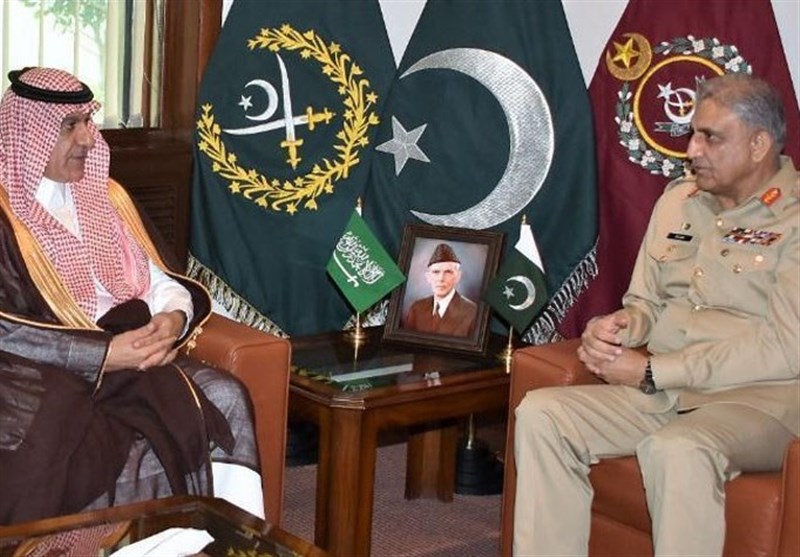 آرمی چیف جنرل قمر جاوید باجوہ کی سعودی وزیر برائے ابلاغ عامہ سے ملاقات