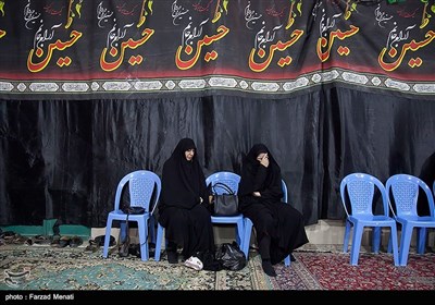 مراسم وداع با پیکرهای مطهر 26 شهید گمنام دوران دفاع مقدس در مسجدالنبی کرمانشاه
