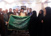 خوزستان| دیدار شیخ الغبریس با خانواده شهید اثنی عشری در دزفول