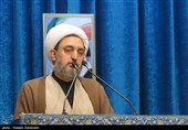 عضو مجلس خبرگان رهبری: آمریکا داروهای ضروری را هم از ما دریغ کرد/ تحریم آستان قدس عمق حماقت آمریکاست