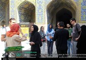 گردشگران خارجی در اصفهان با حقیقت بدون سانسور «مهدویت» آشنا شدند + تصاویر