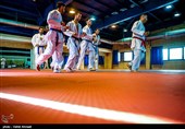 بازدید وزیر ورزش از اردوی تیم های ملی کاراته و تکواندو