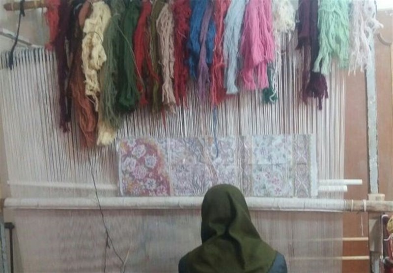 رئیس مرکز فرش ایران: از تمام تولیدکنندگان فرش دستباف حمایت می‌کنیم