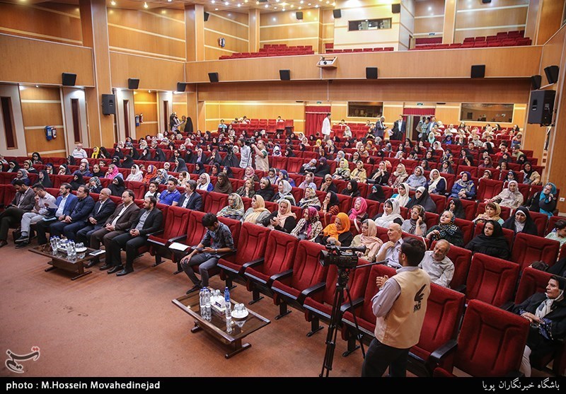 هفتمین محفل شعر «نارنجک» در پردیس هویزه مشهد برگزار می‌شود