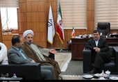 دیدار رئیس دانشگاه مذاهب اسلامی با استاندار هرمزگان به روایت تصویر