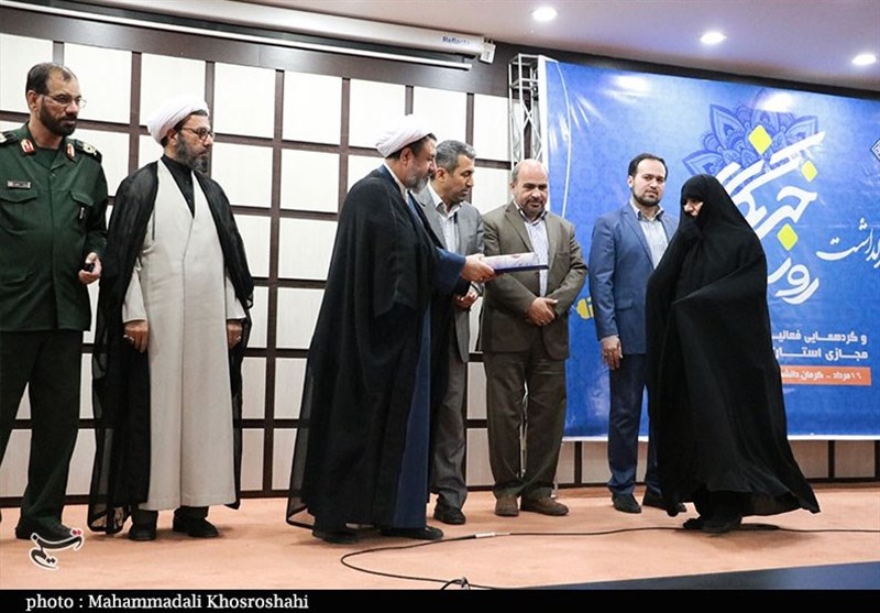 آئین بزرگداشت روز خبرنگار در کرمان به روایت تصویر
