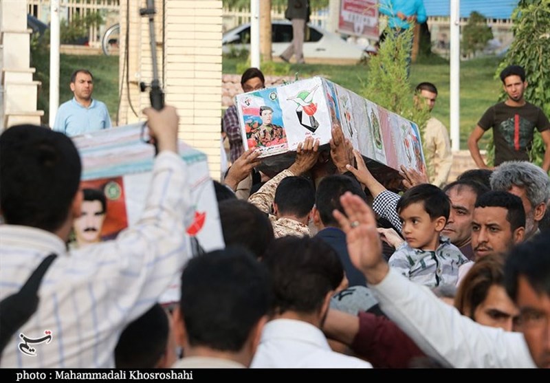 کرمان|پیکر شهیدان قربانعلی‌پور در روستای هراران تشییع و تدفین شد
